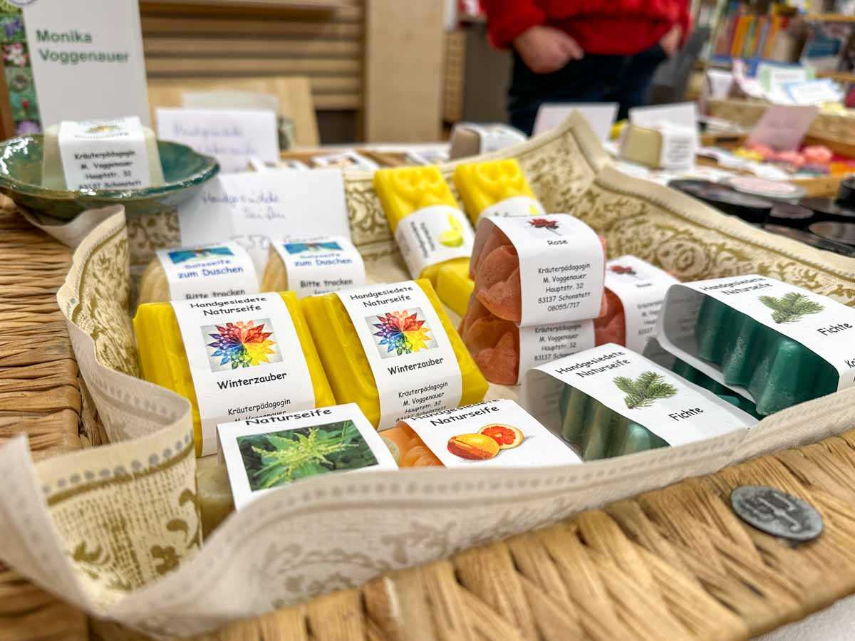 stadtbibliothek-weihnachtsmarkt-credit-stadttipps-rosenheim-64