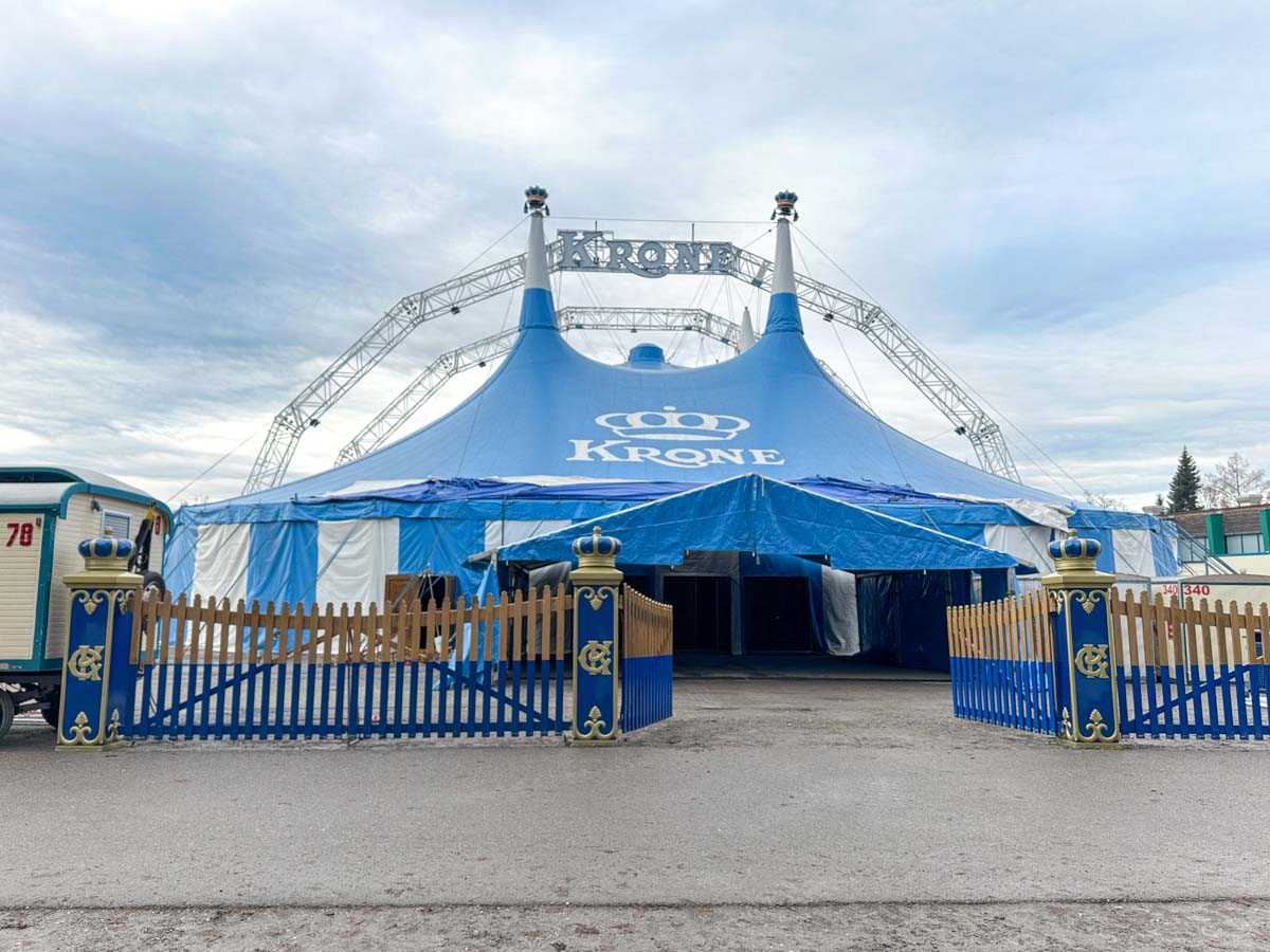 aufbau-circus-krone-foto-stadttipps-rosenheim-07