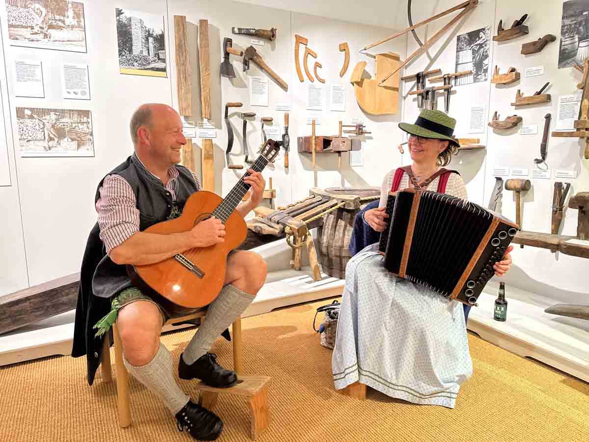 ausstellung-holzverbindungen-holztechnisches-museum-credit-stadttipps-rosenheim-14