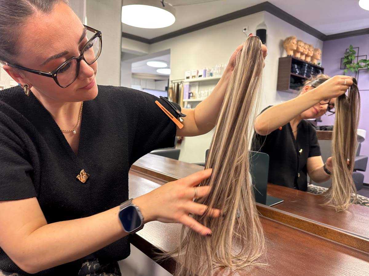 Wefts von SIMPLIE bei Hess Friseure