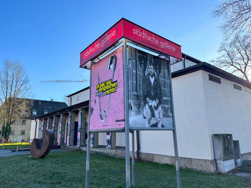 ausstellung_punk_staedtische_galerie_copyright_stadttipps_rosenheim_01
