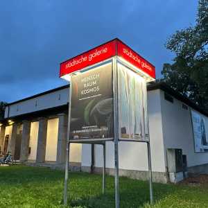 Ausstellungseröffnung »Mensch Raum Kosmos« Städtische Galerie 01