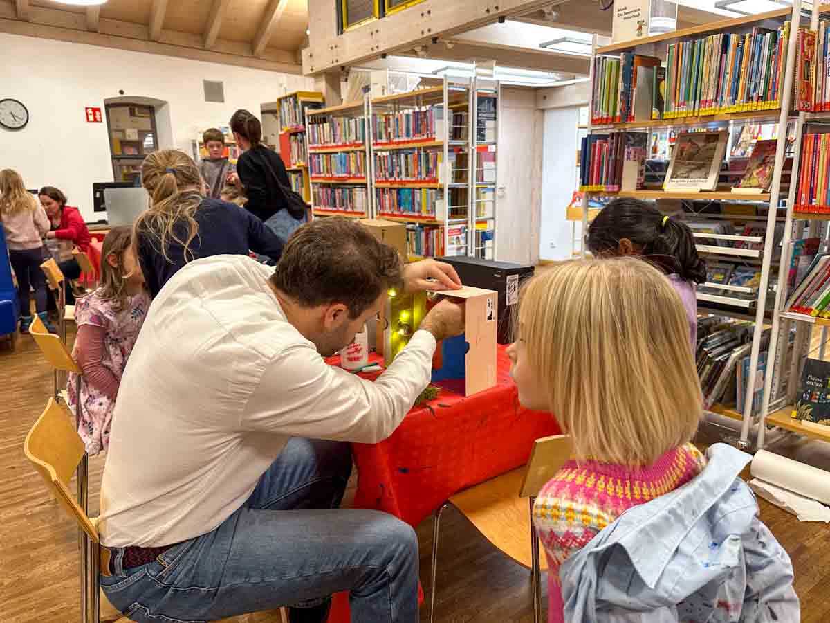 stadtbibliothek-weihnachtsmarkt-credit-stadttipps-rosenheim-68