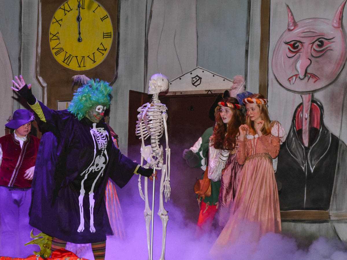 kinder-musical-ritter-rost-und-das-gespenst-credit-theater-rosenheim-02