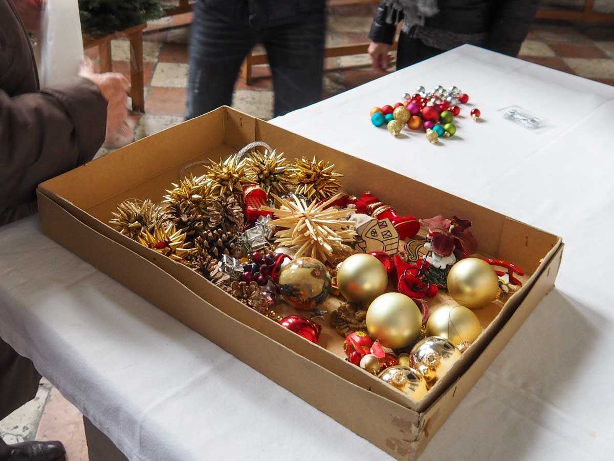 christbaumschmuecken-wirtschaftlicher-verband-credit-stadttipps-04